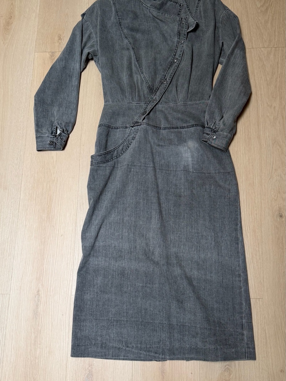 Vintage-Inspired Gray Denim Shirt Dress